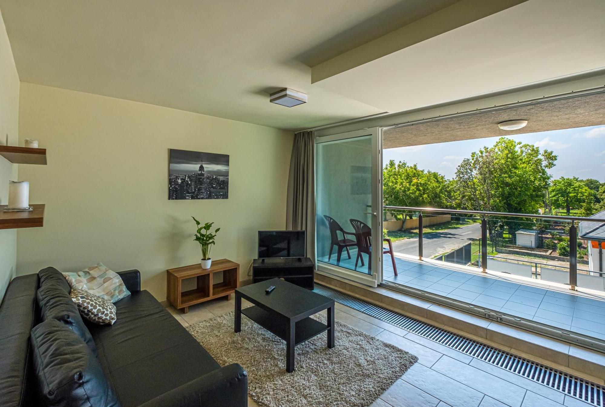 Hedon Brewery Apartments - 200 Meter To The Beach Balatonvilágos المظهر الخارجي الصورة